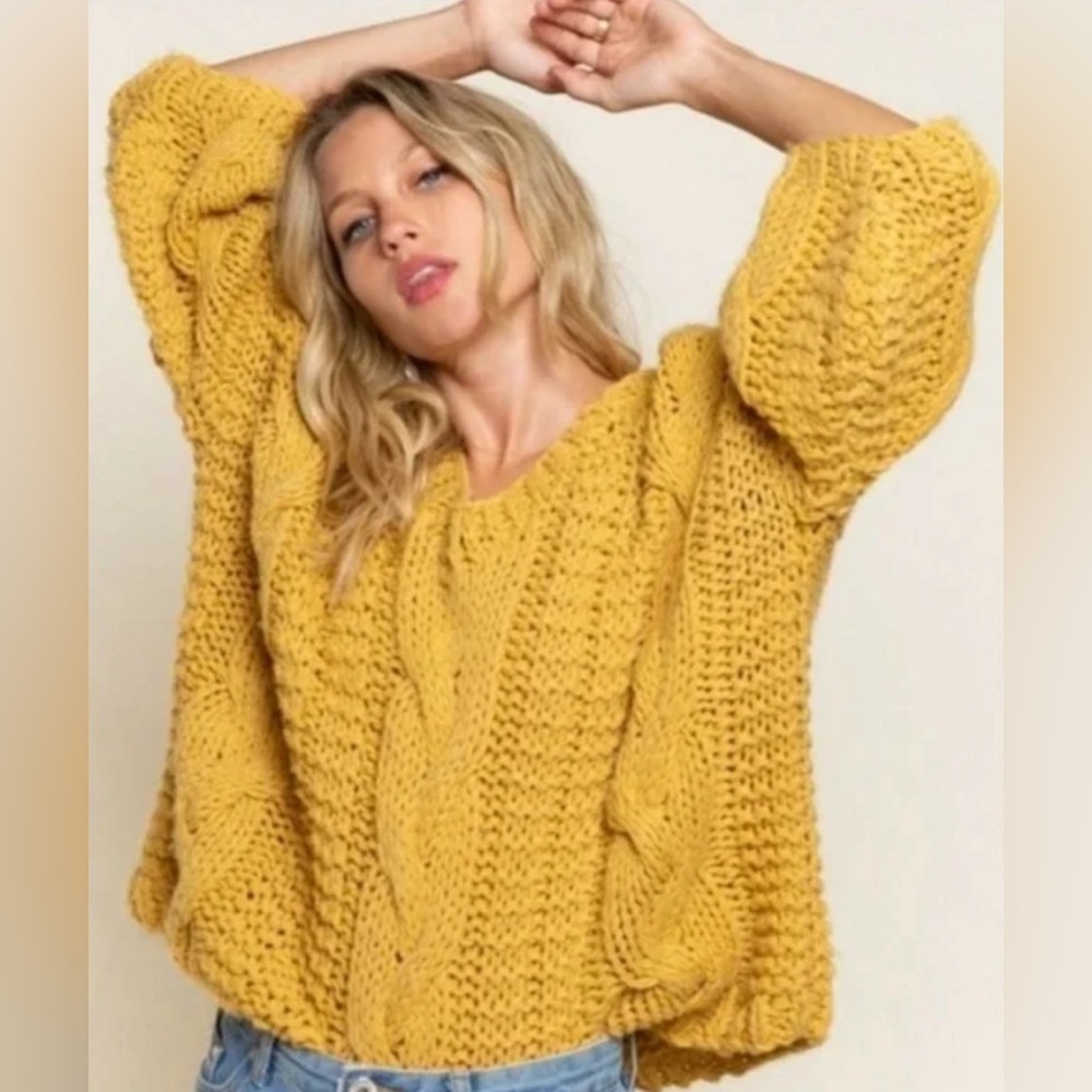 POL Yellow color  Knit Sweater with ballon sleeves Size Medium